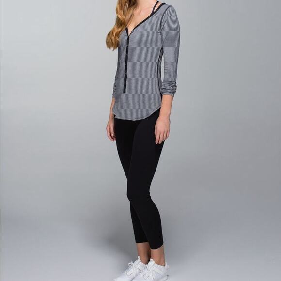 LULULEMON Awesoma Henley in Hyper Stripe Black Heathered Slate Sz. 4 - Picture 14 of 14